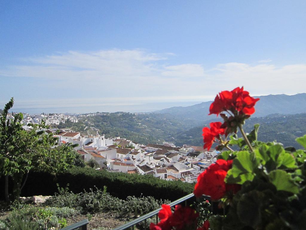 Casa Ana, Fantásticas vistas al pueblo, el mar y la montaña Frigiliana Quarto foto