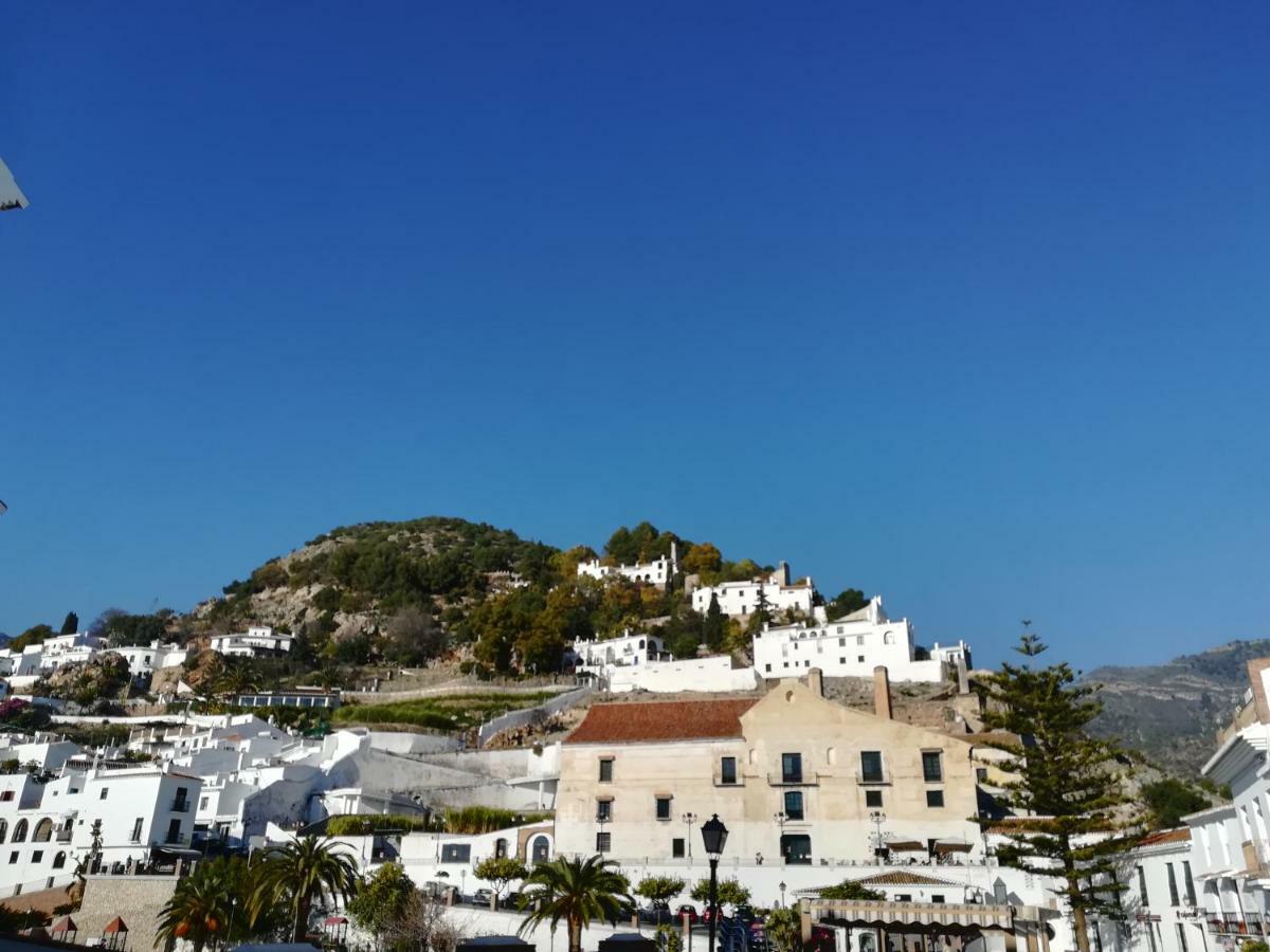 Casa Ana, Fantásticas vistas al pueblo, el mar y la montaña Frigiliana Exterior foto